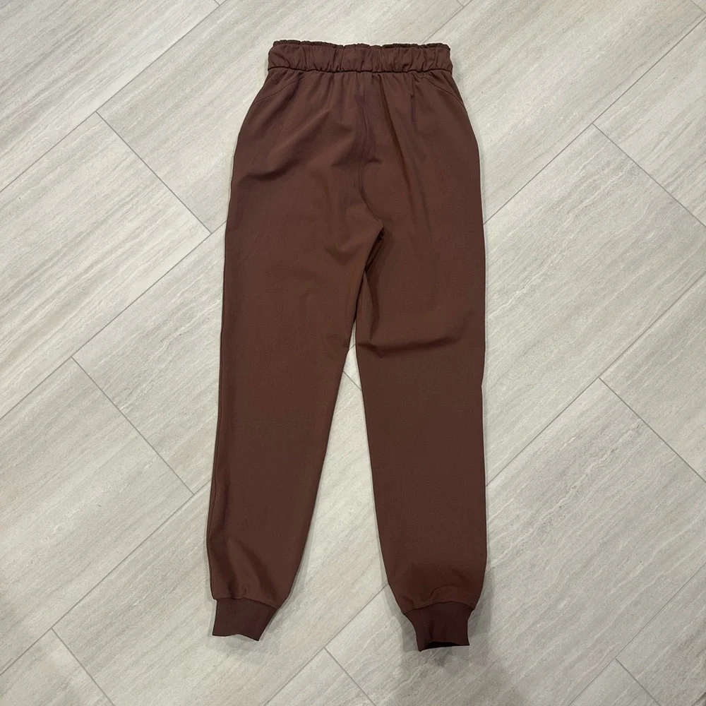 Lululemon High Rise Stretch Joggers - Picture 9 of 10